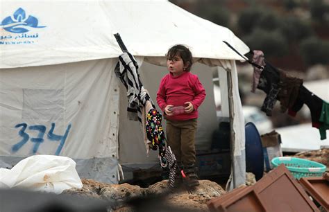 In Pictures Newly Displaced Syrian Children In Makeshift Camps Al