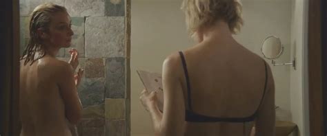 Mackenzie Davis Nude And Sexy Photos And Videos The Fappening