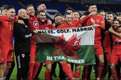 Gareth bale's actions after wales qualified for euro 2020 caused uproar in spain, and the real madrid forward's agent responded. Bale Celebrates Euro 2020 Qualification with "Wales, Golf ...