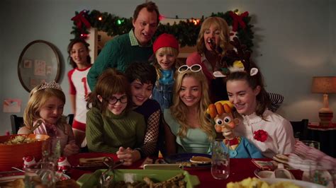 An Exclusive Clip From Nickelodeons A Loud House Christmas Realtime