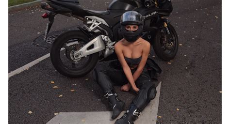 Olga Petrova Le Foto Della Sexy Instagramer Motociclismo