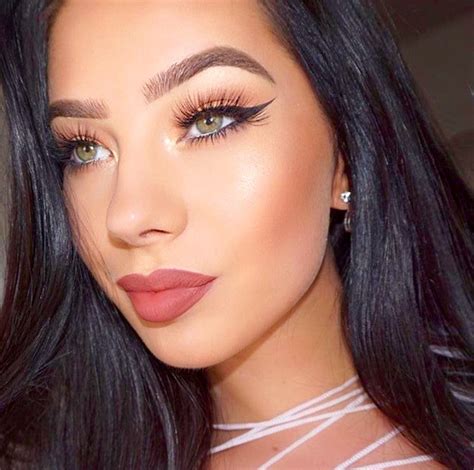 Long time no see!wanted to try something new and i hope you guys enjoy this video.i have so many videos filmed but may lazy bum just doesn't have. Warm look | True beauty, Beauty, Makeup rooms