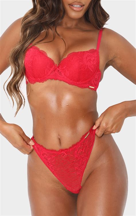 Red Lace Badged Detail Thong Lingerie Prettylittlething Ire