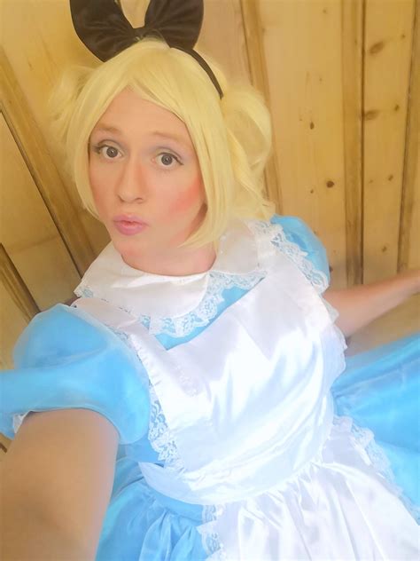 Alicemaid On Twitter Finally Wearing My Wonderland Dress Hehe 😍😍