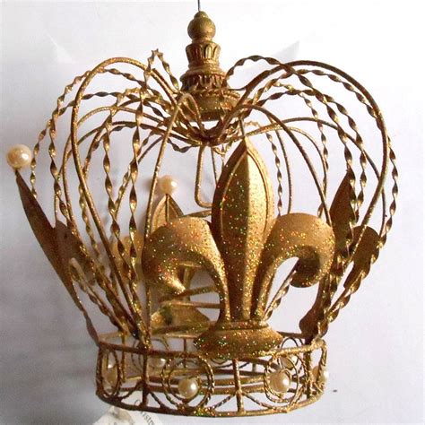 Fleur de lis wall décor designs come in different sizes. Metal Gold glitter Fleur de Lis Crown Christmas Tree ...