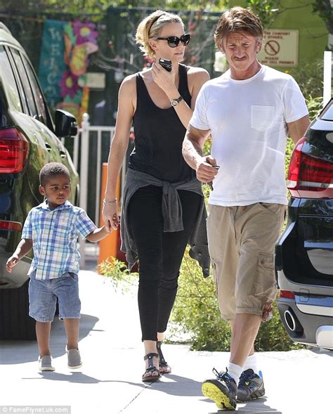 charlize theron and sean penn hang out with her son jackson daily mail online