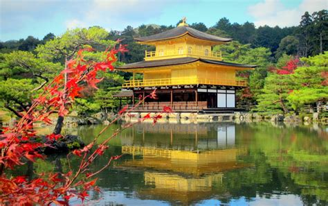 10 famous places to visit in Japan