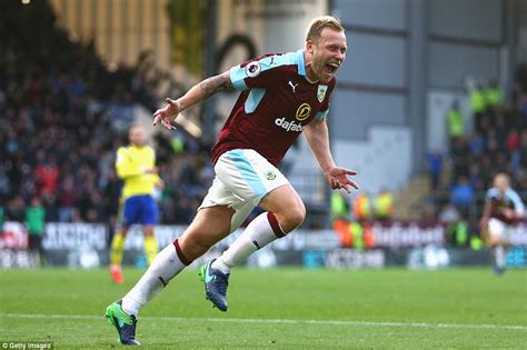 / could sean dyche's burnley hand scott twine a premier league chance? Burnley 2-1 Everton: Scott Arfield nets late winner after Yannick Bolasie's first goal for the ...