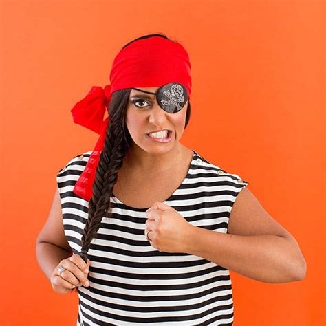 How To Make The Easiest Pirate Costume Ever Brit Co