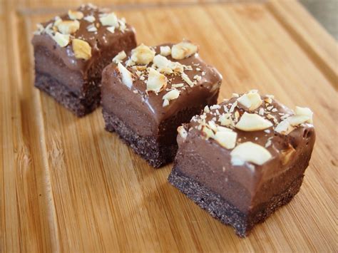 Are you more of a milk chocolate lover than dark chocolate connoisseur? Triple Layer Hazelnut Chocolate Slice (Gluten, Dairy & Refined Sugar Free & Paleo) | Chocolate ...