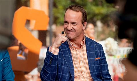 Peyton Manning Joins College Of Communication And Information Faculty