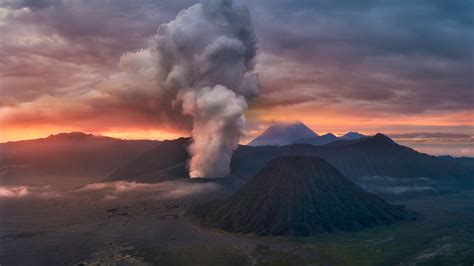 Mount Bromo Extinct Volcano During Sunset Hd Travel Wallpapers Hd
