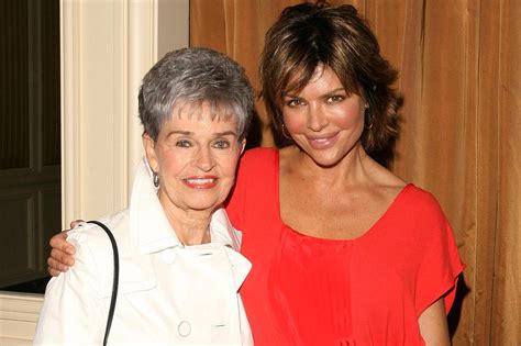 Lisa Rinna Says Mom Lois Had A Stroke And Is Transitioning