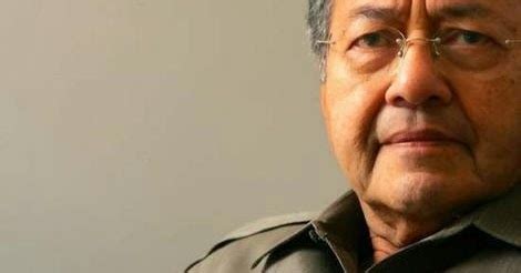 Apabila tun abdul razak menjadi perdana menteri, tun dr mahathir masuk semula ke dalam umno pada 7 mac 1972 dan dilantik sebagai senator. Biografi Awal Tun Dr. Mahathir Mohamad ~ Doktor Mahathir