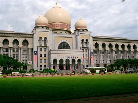 Akta pengangkutan awam darat 2010; RemBa@Pjs: Undang-Undang Dan Akta Yang Berkaitan Dengan ...