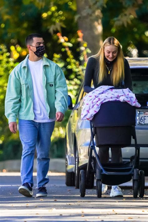 Sophie Turner And Joe Jonas Out With Their Daughter Willa In Los