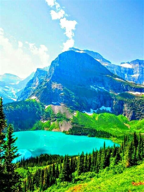 Gorgeous Turquoise Lake And Mountains Cool Places To Visit Visit