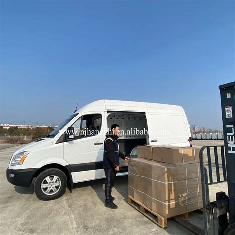 Popular China New Electric Van Utility Cargo With 288km Range For
