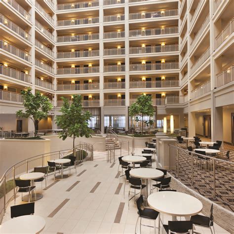 Embassy Suites By Hilton Chicago Downtown Expert Review Fodors Travel