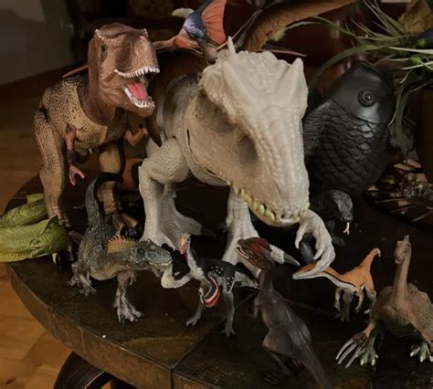 Jurassic World Destroy N Devour Indominus Rex Ce Dino Collection And