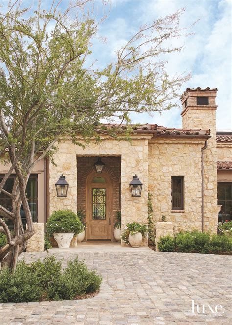 A Paradise Valley Home Gets A Fresh Makeover Luxe Interiors Design
