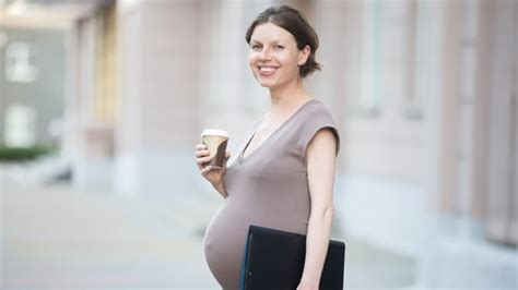 Pregnant Woman Experiences Craving For Strangers To Mind Own Business