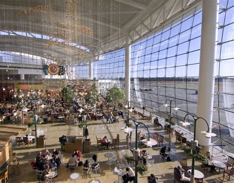 Seattle Airport with Kids: Play Areas, Rocking Chairs and More