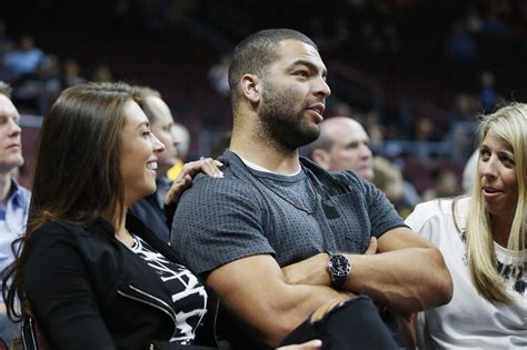 Kyle and marissa van noy welcome their first child. Deseret News Sports on Twitter: "Kyle Van Noy and wife Marissa create high school charity ...