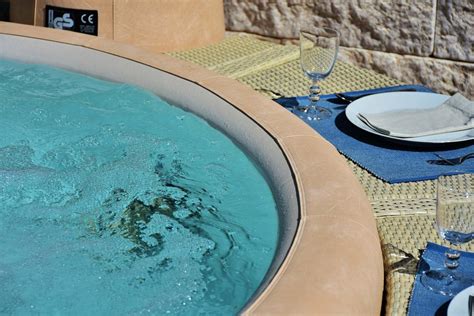 Harrah's kansas city hotel and casino. Romantic (Weekend) Getaways In Kansas - Cool Places In Kansas