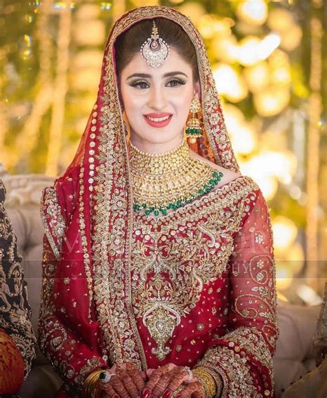 pin by dream girl on muslim bride pakistani bridal makeup pakistani wedding dresses