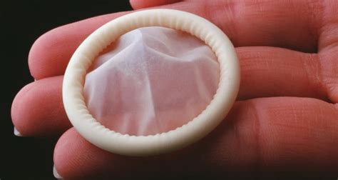 Prezervatif Nedir Nas L Kullan L R Cevap Veriyorum