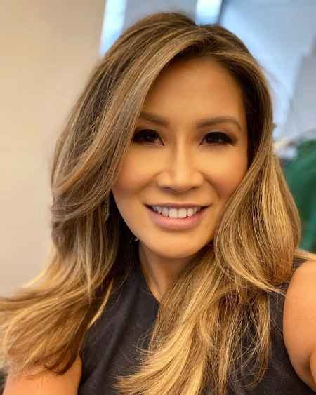 Fox Business News Presenter Susan Li Isnt Married And She Has A Net