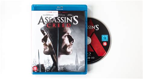 Review Assassins Creed Blu Ray Gadgetgearnl