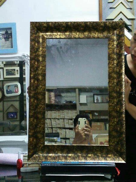 Jual Terbagus Bingkai Cermin Polos Dengan Corak Frame Bercak Gold Aman