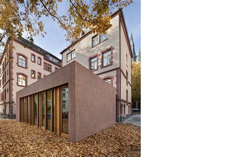 If you're in the market for a cuckoo clock, head to guten tag haus. Braunger Wörtz Architekten | Ulm: 178_Anbau und ...