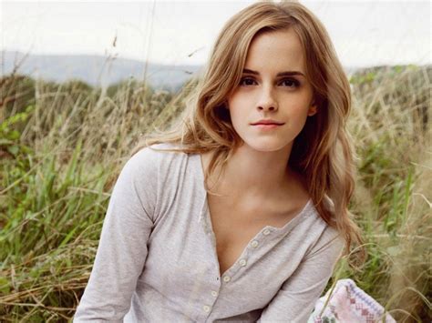 Actress Women Long Hair Eyes Women Outdoors Emma Watson Lips Celebrity Hd Wallpaper