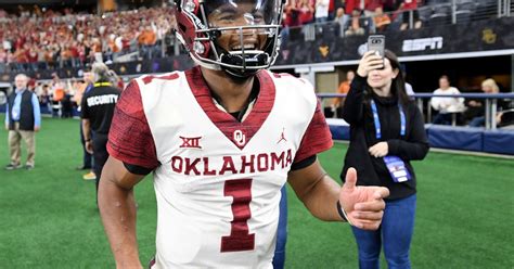 Oklahoma Qb Kyler Murray Named One Of 3 Finalists For 2018 Heisman Trophy