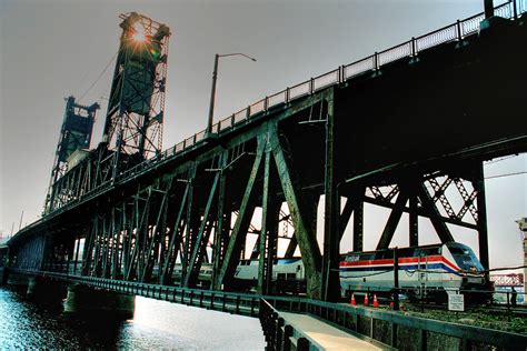 Amtrak On Steel Bridge Portland Oregon Bridgepixing