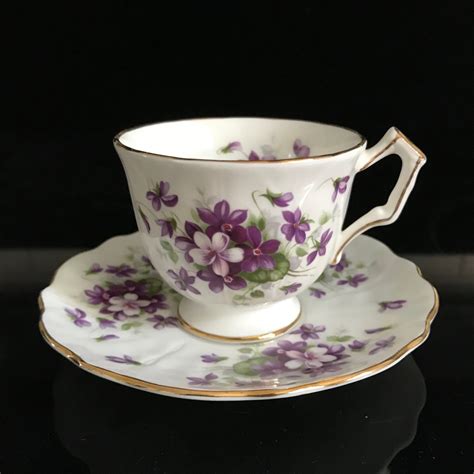 Tea Cup And Saucer Aynsley England Fine Bone China Purple Violets Yellow Centers Heavy Gold Trim