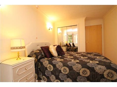 1 Bedroom Flat For Sale Strawhill Court 4 Strawhill Road Clarkston