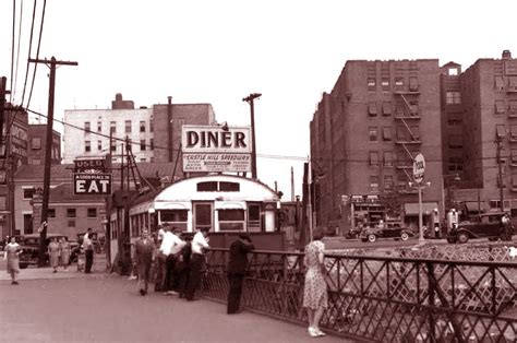 East Tremont Avenue And The Bronx River About 1940 Bronx History