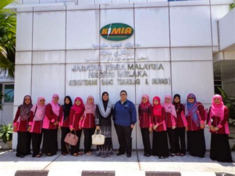 Kimia malaysia is committed to provide efficient analytical chemistry and forensic science services to ensure societal wellbeing. SCE 3143: LAPORAN LAWATAN AKADEMIK KE JABATAN KIMIA ...