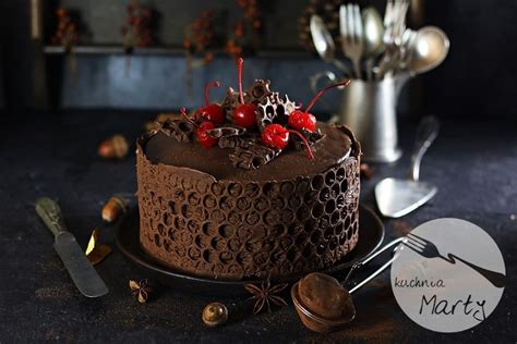 Przepis na Tort czekoladowo wiśniowy Blog kulinarny Kuchnia Marty