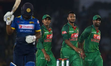 Dickwella's reverse sweep against a calculated delivery of shakib brought nothing but his misfortune; Sri Lanka vs Bangladesh 2nd ODI: Watch free live streaming ...