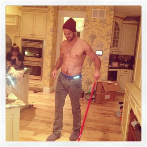 Mr Maid From Eric Decker S Hottest Shirtless Pics E News