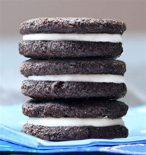 They are my favorite cookie, therefore, one of my obsessions is homemade oreo recipes! Healthy Oreos! - Vegan Bits