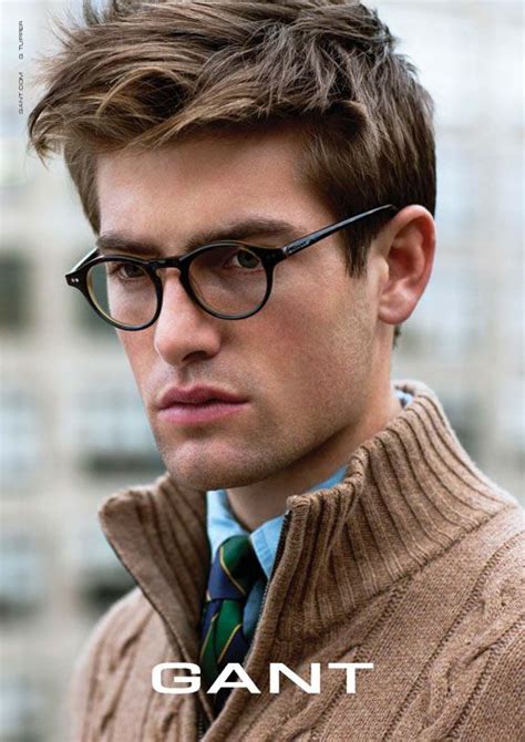 We believe in helping you find the product that is right for you. Best looking glasses frames for guys