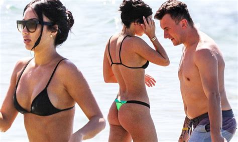 Johnny Manziel Shows Gut In Maui With Fiancee Bre Tiesi Daily Mail Online