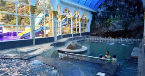Menara petronas merupakan menara kembar yang terletak di kuala lumpur, malaysia. HOTEL GRAND PARADISE | Hotel di Lembang Bandung
