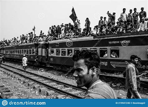 Risky Journey By Train I Captured This Image On 19th February 2019 Editorial Photo Image Of